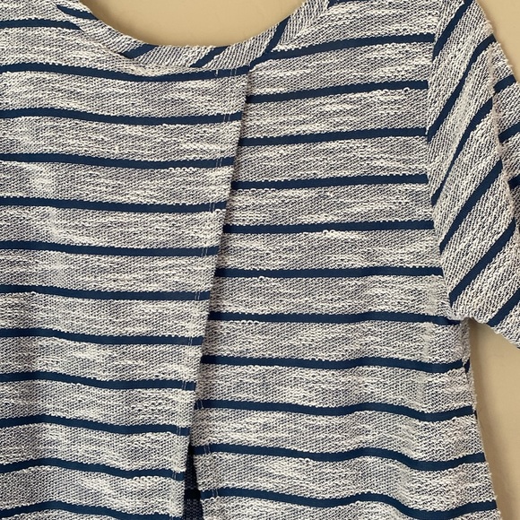 Easel, medium, striped open-back top - Picture 6 of 7